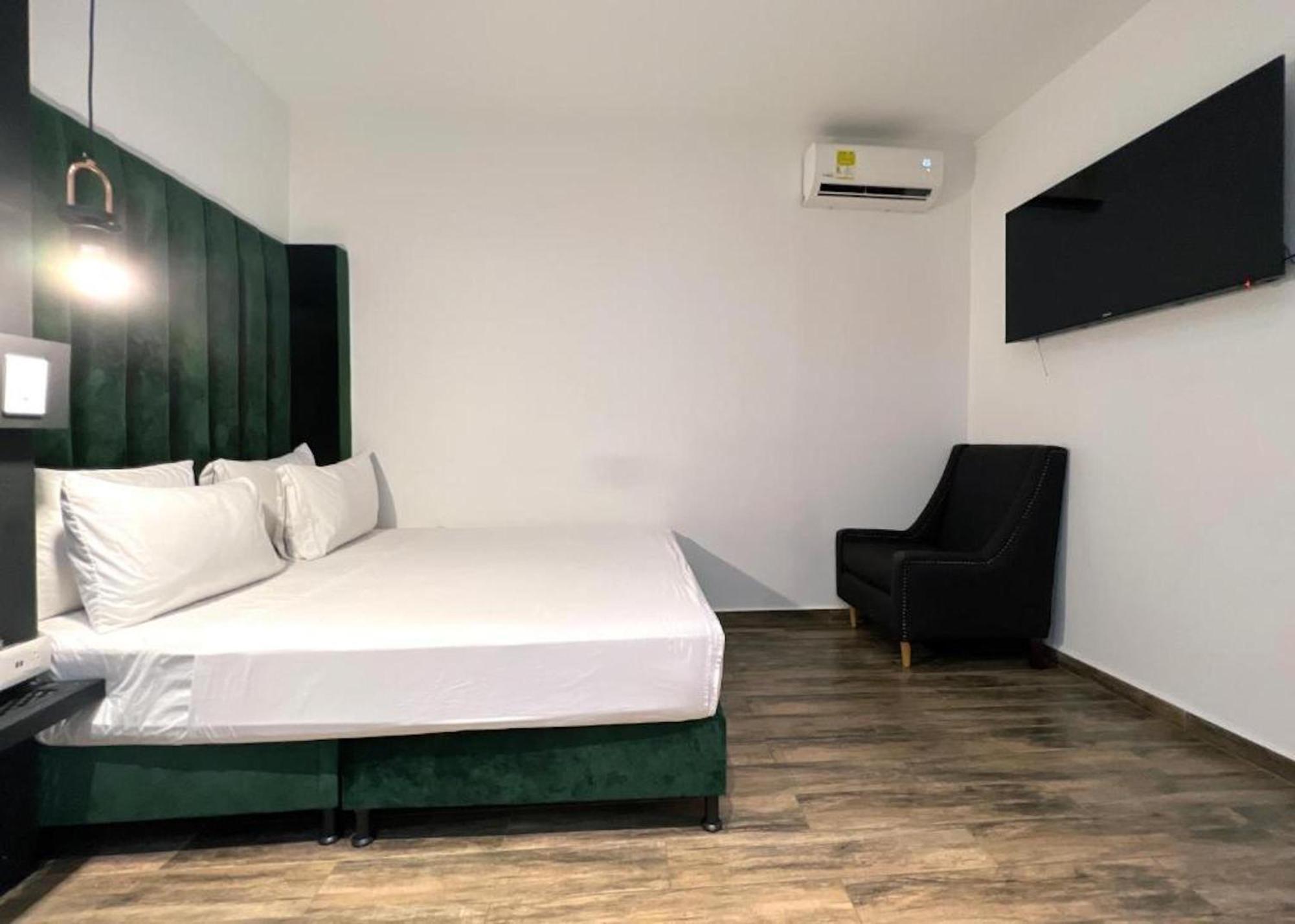 Hotel Lleras เมเดยิน ภายนอก รูปภาพ
