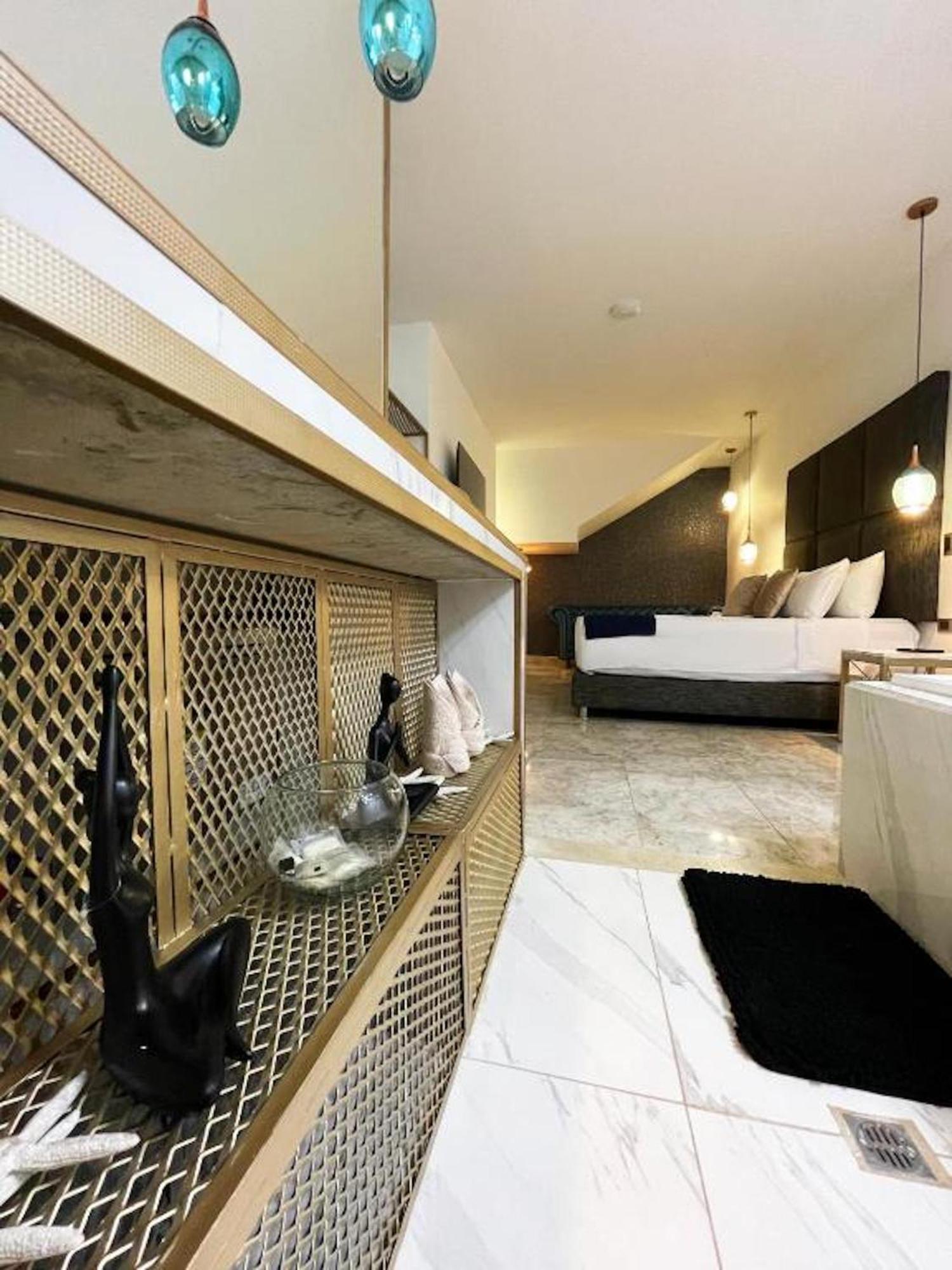Hotel Lleras เมเดยิน ภายนอก รูปภาพ